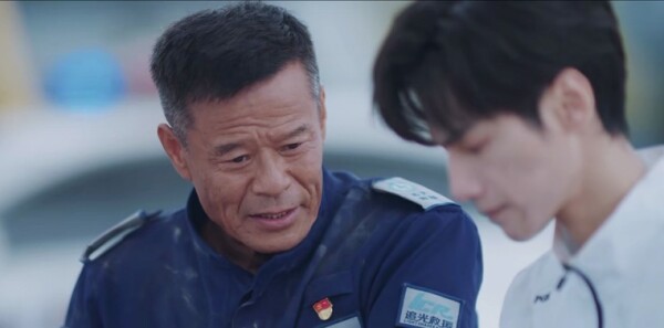 追光者第3集剧照