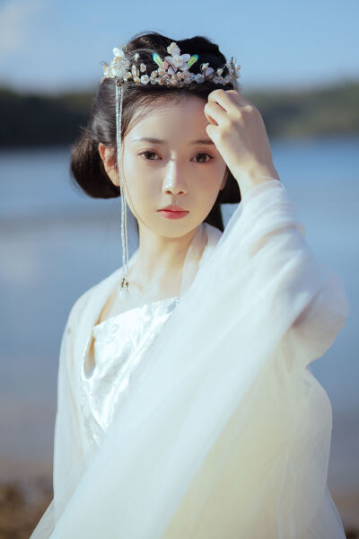 俄罗斯美女h肉在线观看