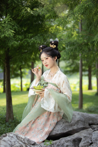 动漫美女18禁