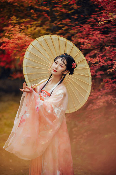 老师含紧一点H边做边走在线观看