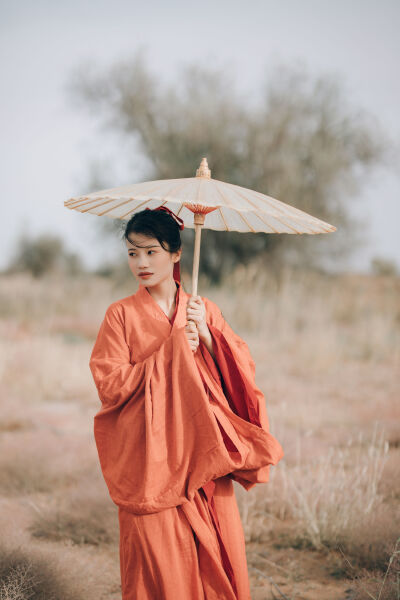 RUN AWAY无删减免费看
