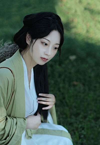 花蝴蝶电视剧免费观看全集在线播放