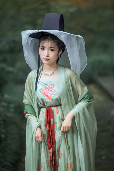 《年轻女教师2》韩国