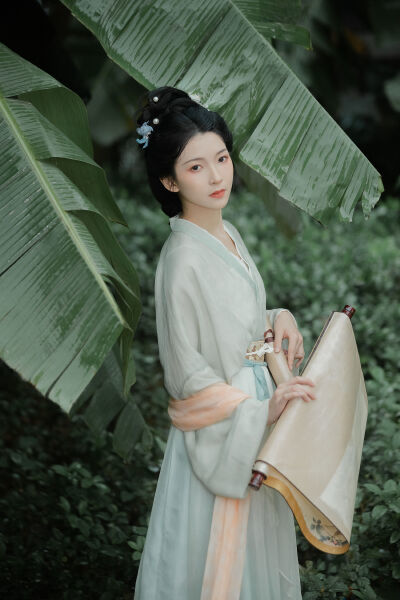 年轻的老师韩国