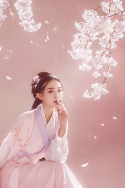 黄色动漫美女