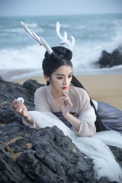 《浴室狂欢》免费播放