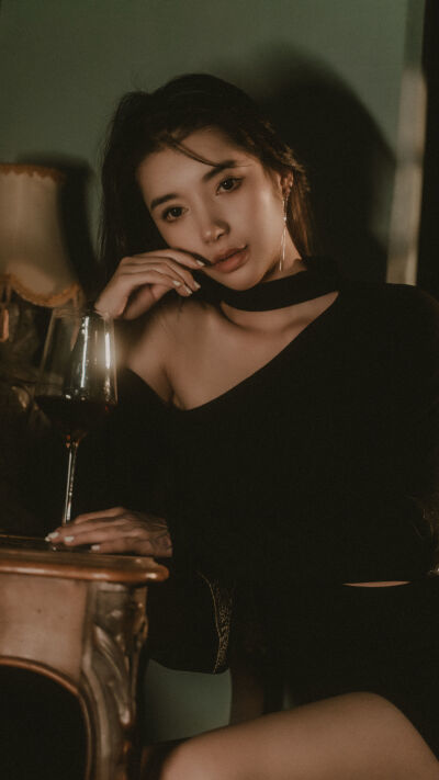 小楼又东风免费观看电视剧