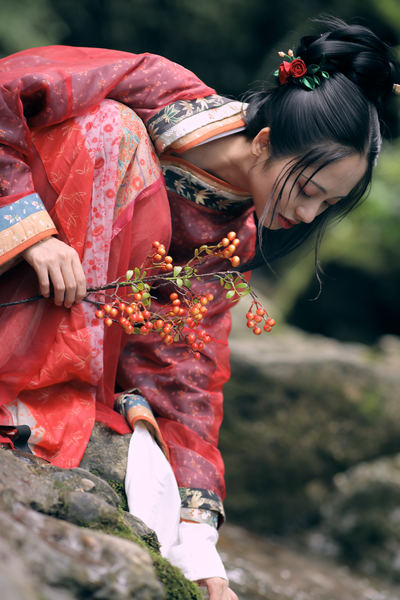 《年轻的女教师4》