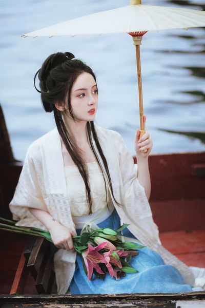 丁香花免费高清视频在线观看完整版
