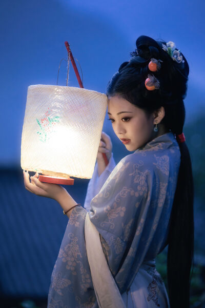疯狂揉小泬到失禁高潮视频