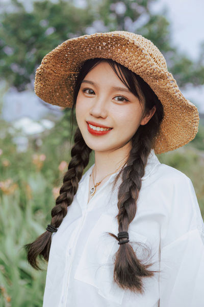 动漫美女光屁股